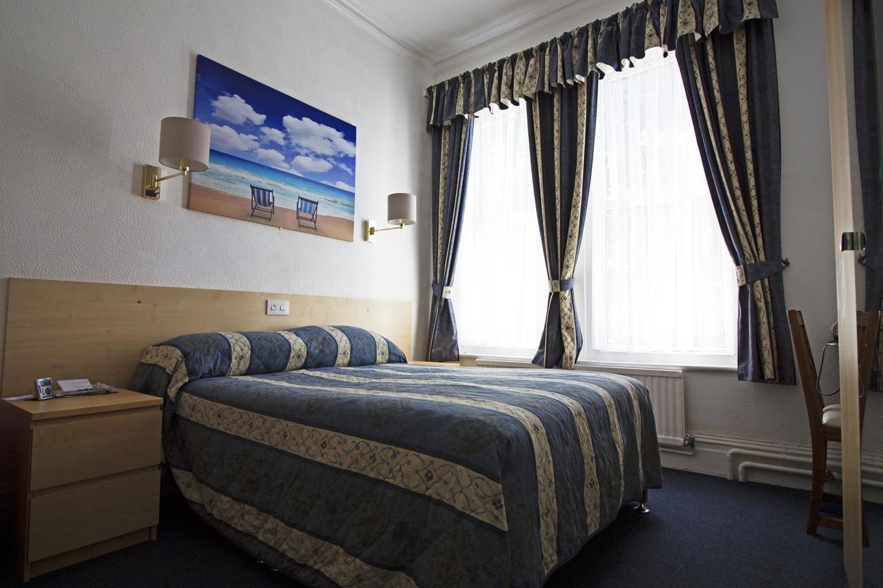 Evans Hotel Llandudno Bagian luar foto