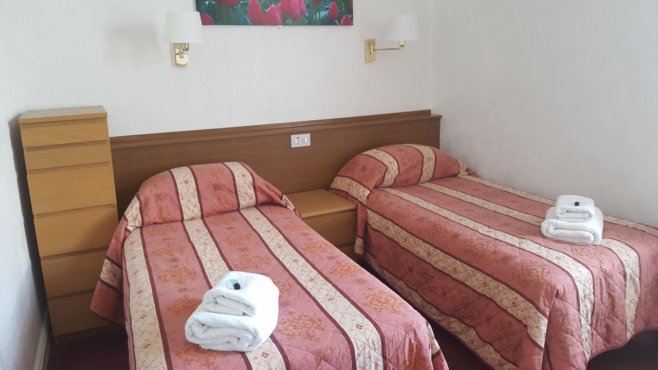 Evans Hotel Llandudno Bagian luar foto