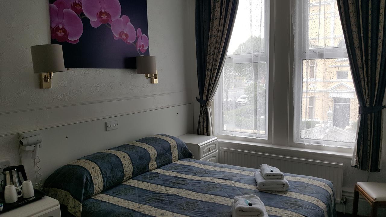 Evans Hotel Llandudno Bagian luar foto