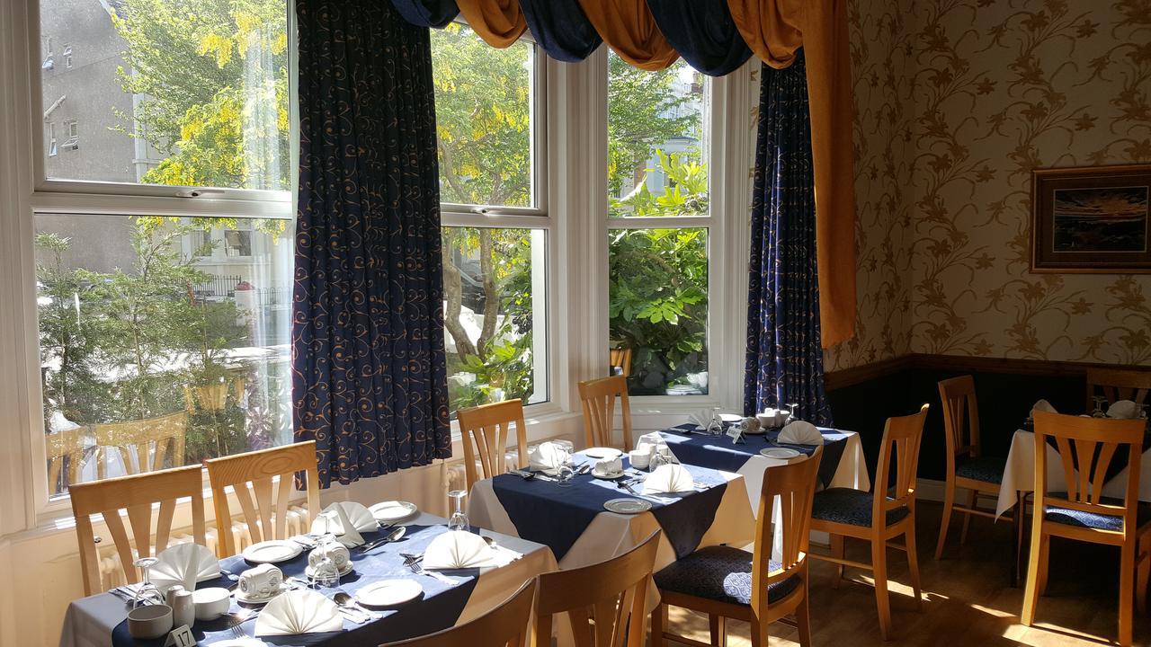 Evans Hotel Llandudno Bagian luar foto