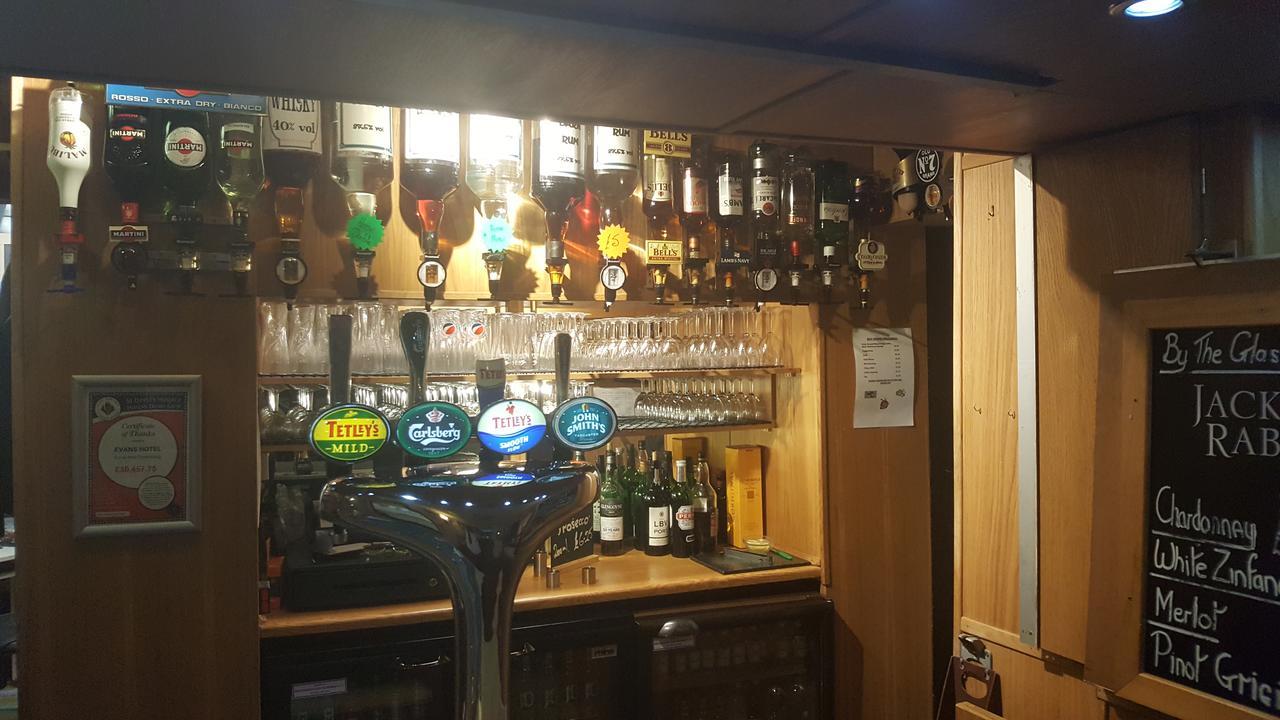Evans Hotel Llandudno Bagian luar foto