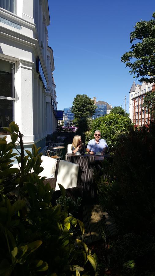 Evans Hotel Llandudno Bagian luar foto